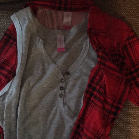 Tank top with shaw - Picture 3 of 3